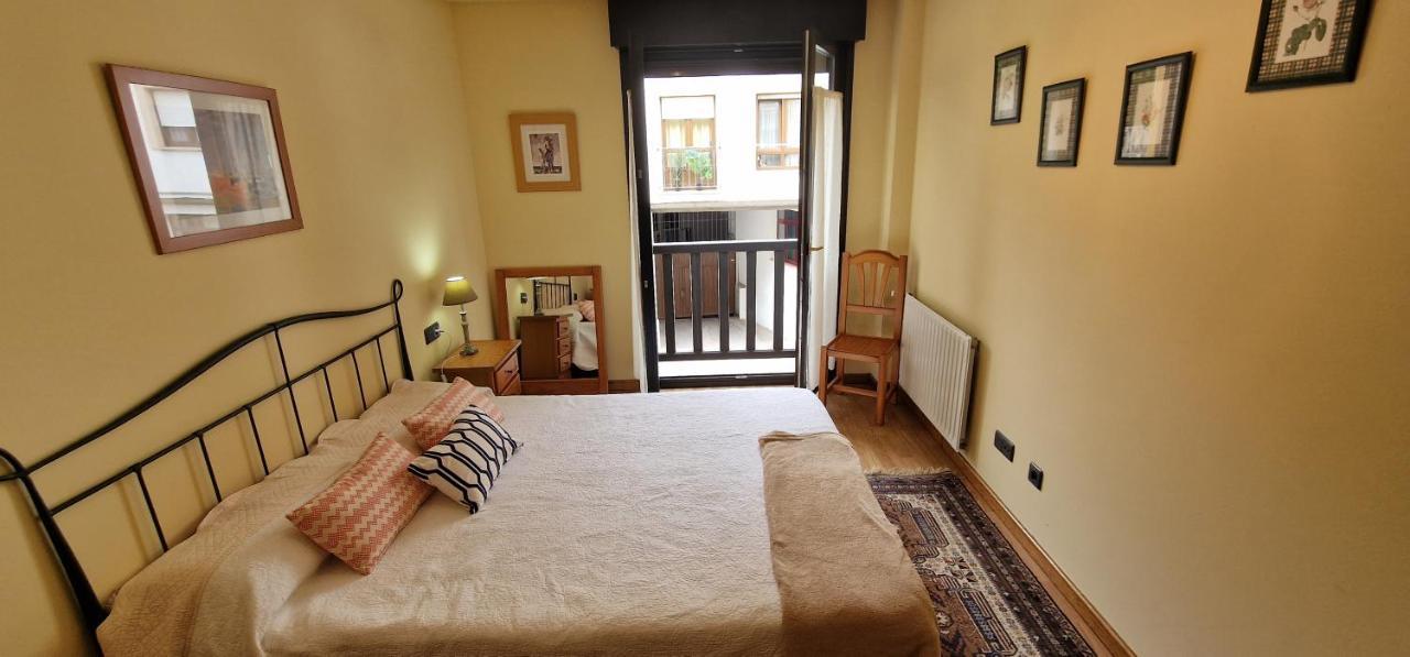 Raitan 2 - Apartamento Con Piscina Compartida Para 4 Pax - Vut-4301-As โกลุงกา ภายนอก รูปภาพ